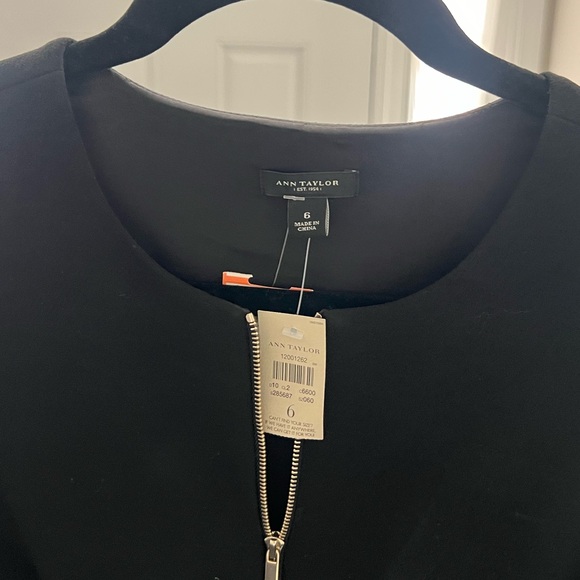 Black Ann Taylor work dress with gold zippers. - Picture 5 of 5